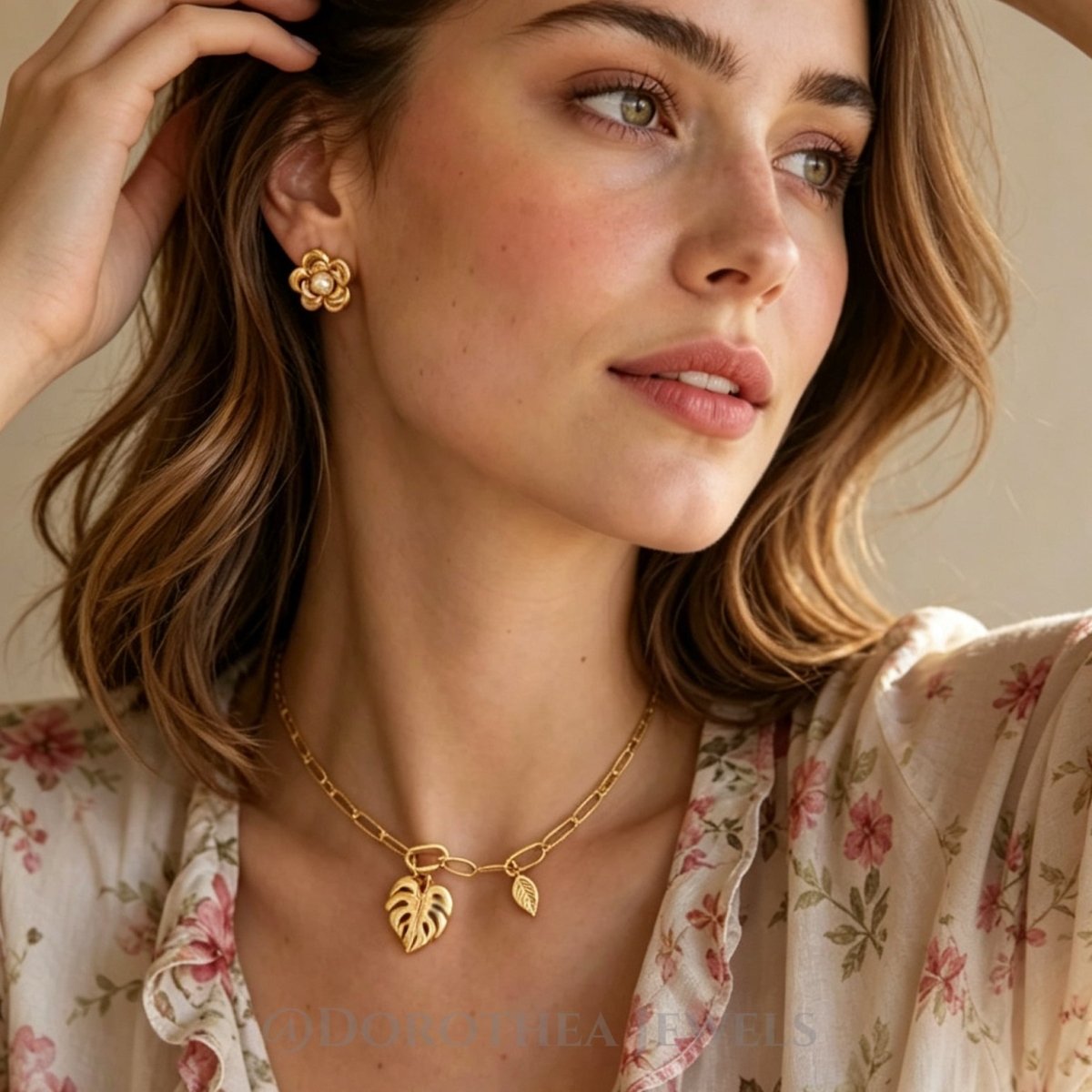 Monstera Leaf Charm Paperclip Chain Necklace - 925 Sterling Silver Vintage Gold - DOROTHEA JEWELS