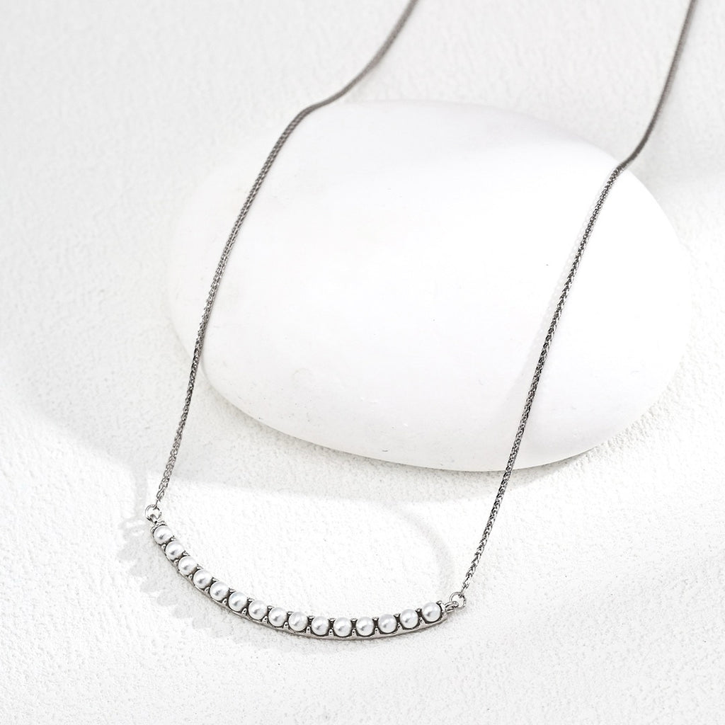 Luna Smile Pearl Bar Necklace - DOROTHEA JEWELS