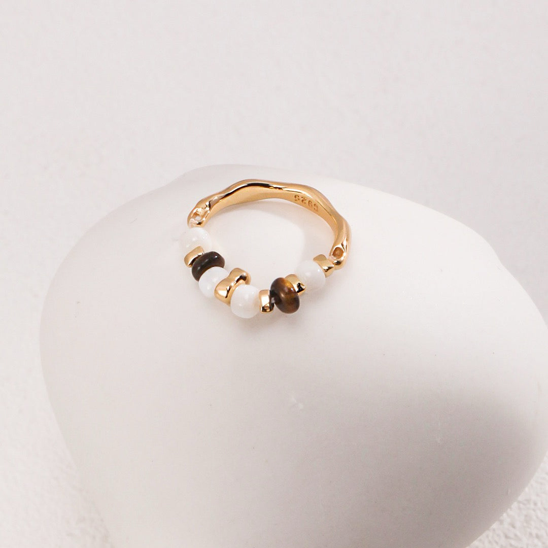 【Dorothea】Tiger Eye Beaded Wavy Ring | 18K Gold Plated Silver