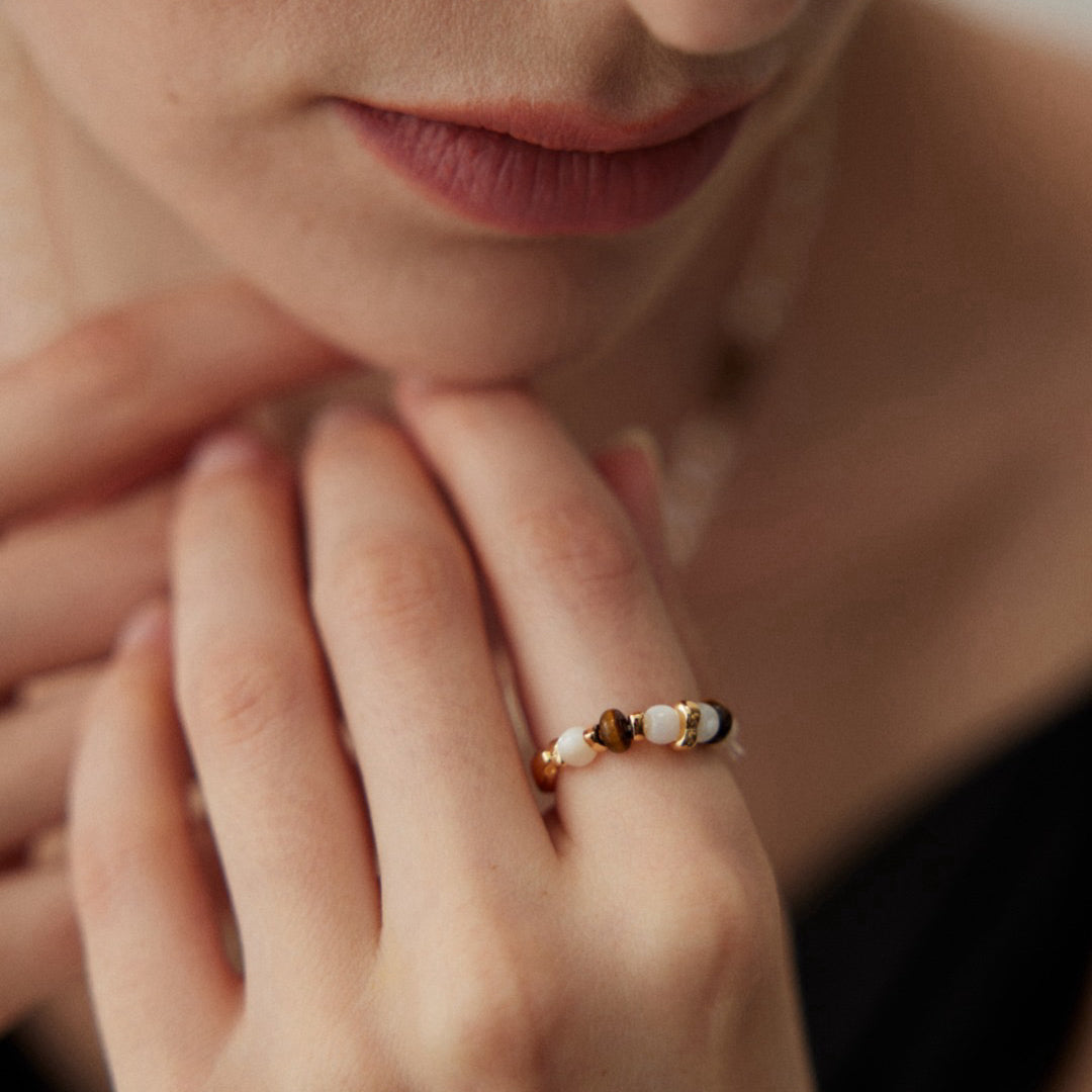 【Dorothea】Tiger Eye Beaded Wavy Ring | 18K Gold Plated Silver
