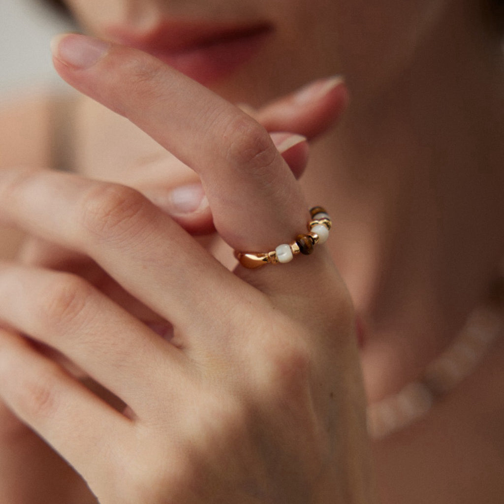 【Dorothea】Tiger Eye Beaded Wavy Ring | 18K Gold Plated Silver