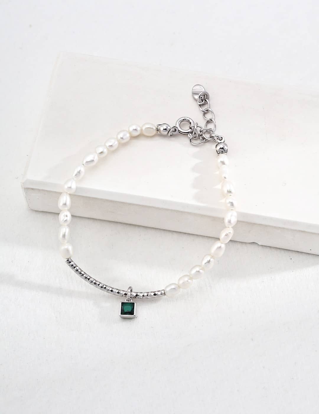 【Dorothea】 Pearl Dew Green Zircon Necklace & Bracelet Set