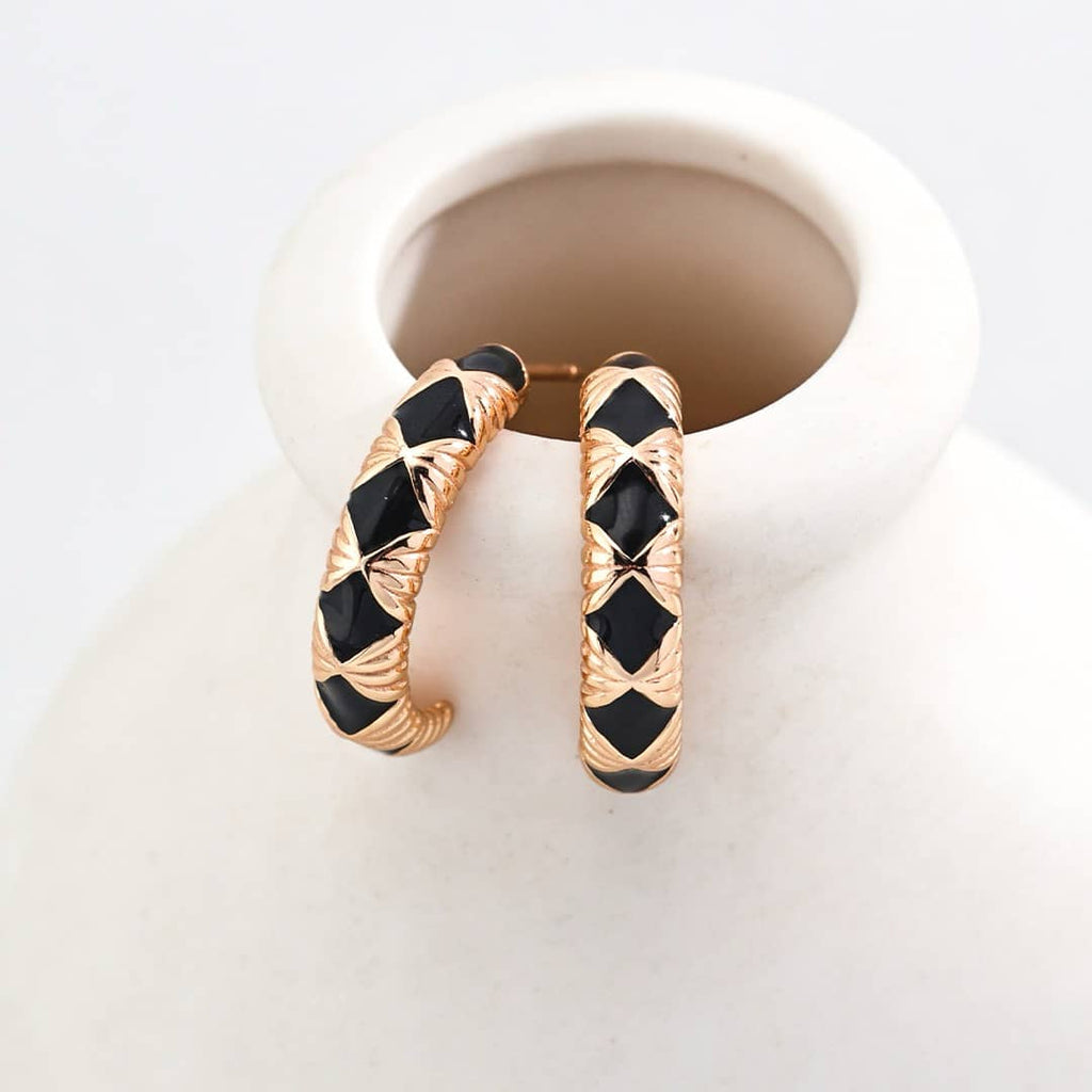 【Dorothea】Rhombus Handmade Black Resin Enamel Hoop Earrings | 18K Gold Plated Silver