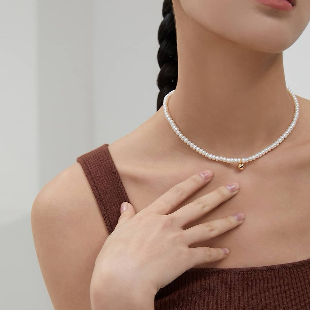 [Dorothea Jewels] Natural Pearl Choker with Gold Ball Pendant
