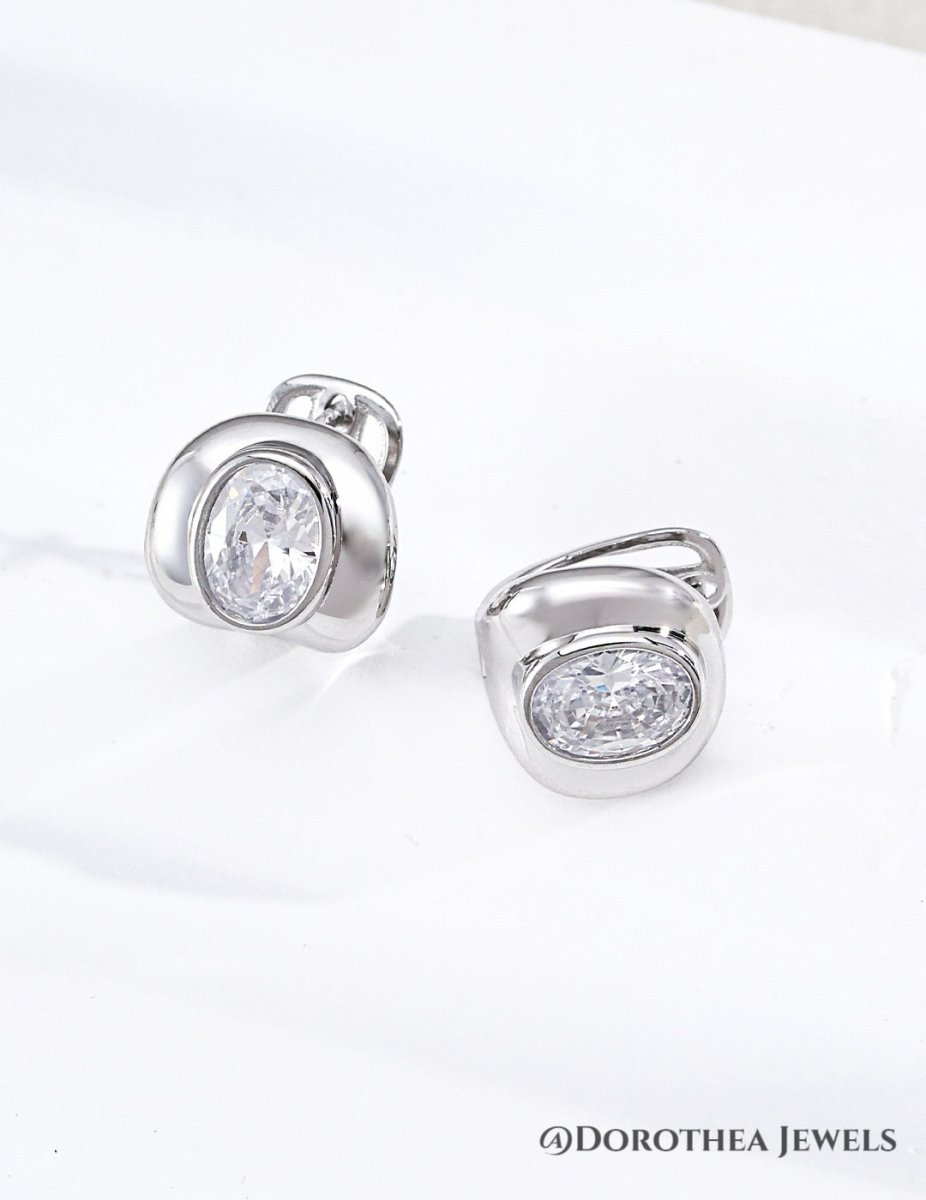 Gilded Bud Zircon Earrings - DOROTHEA JEWELS