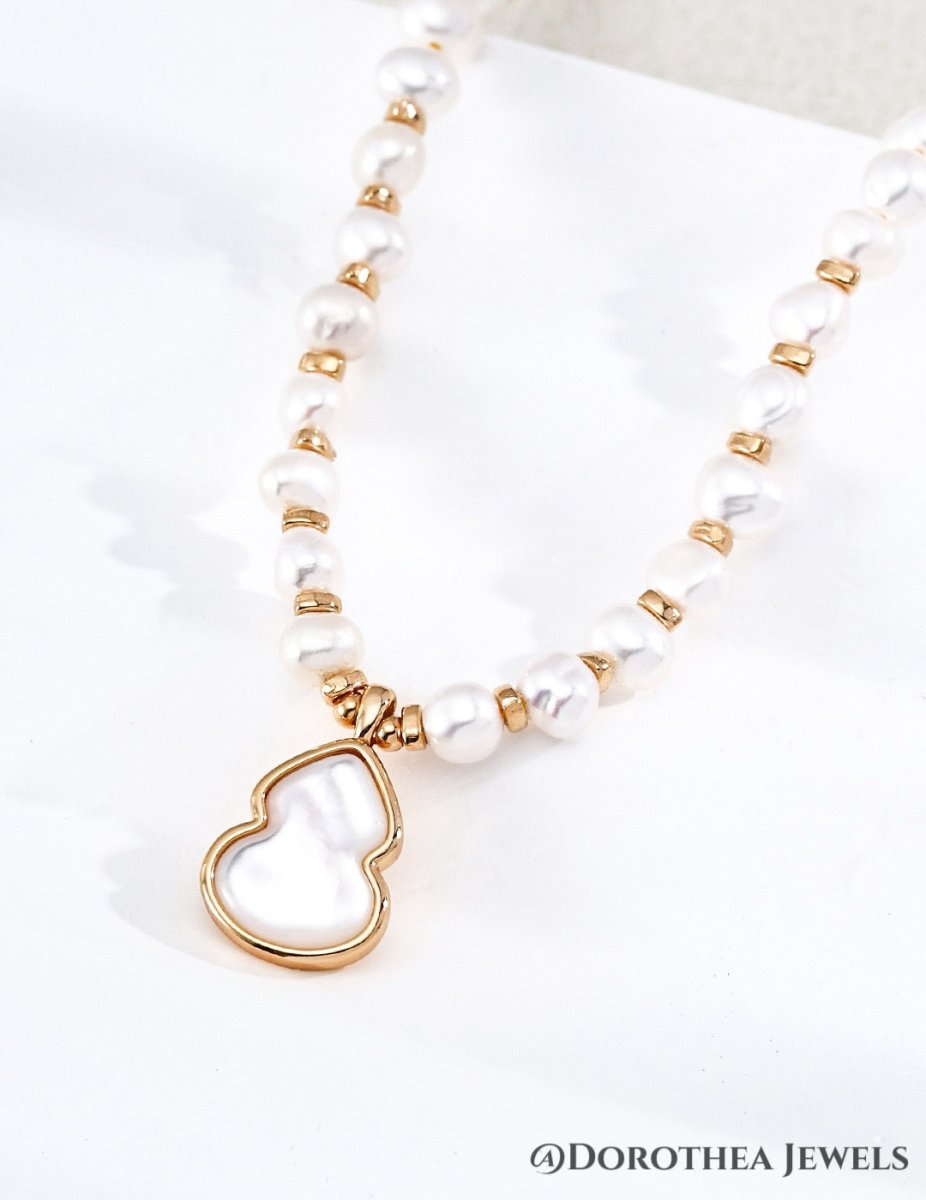 Natural Pearl Shell Necklace - DOROTHEA JEWELS
