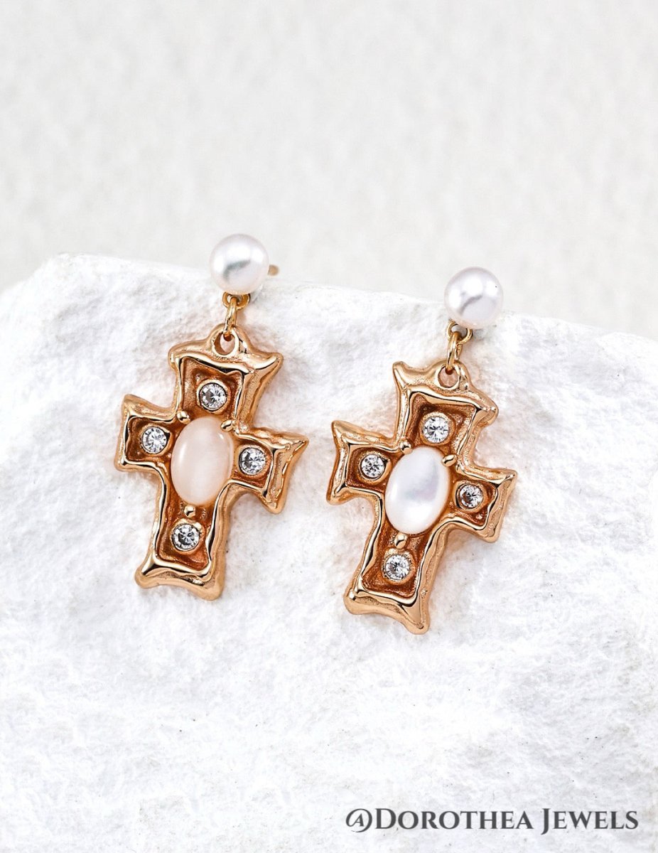 ［Guardian Peace］ Pearl & White MOP Earrings - DOROTHEA JEWELS