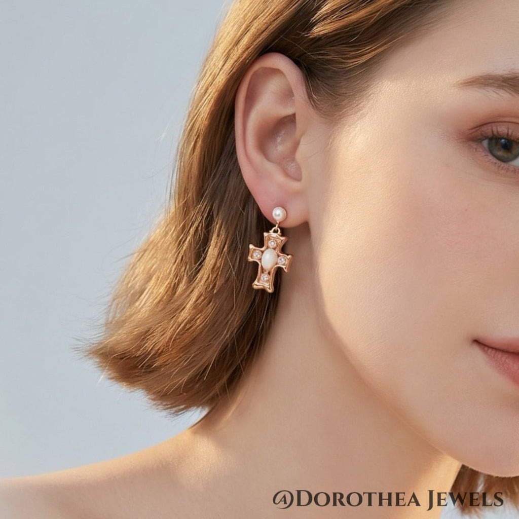 ［Guardian Peace］ Pearl & White MOP Earrings - DOROTHEA JEWELS
