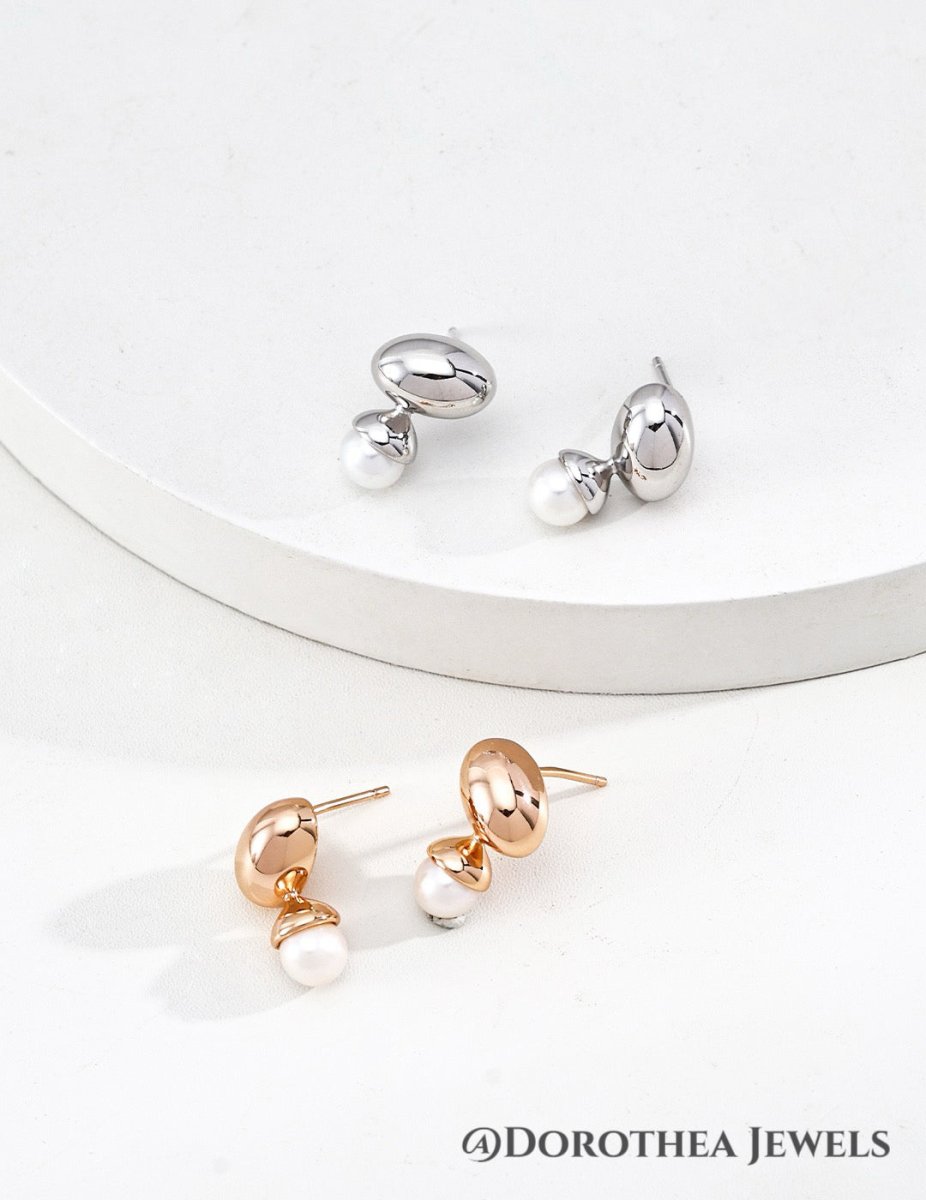 [Golden Dew] - Pearl Stud Earrings - DOROTHEA JEWELS