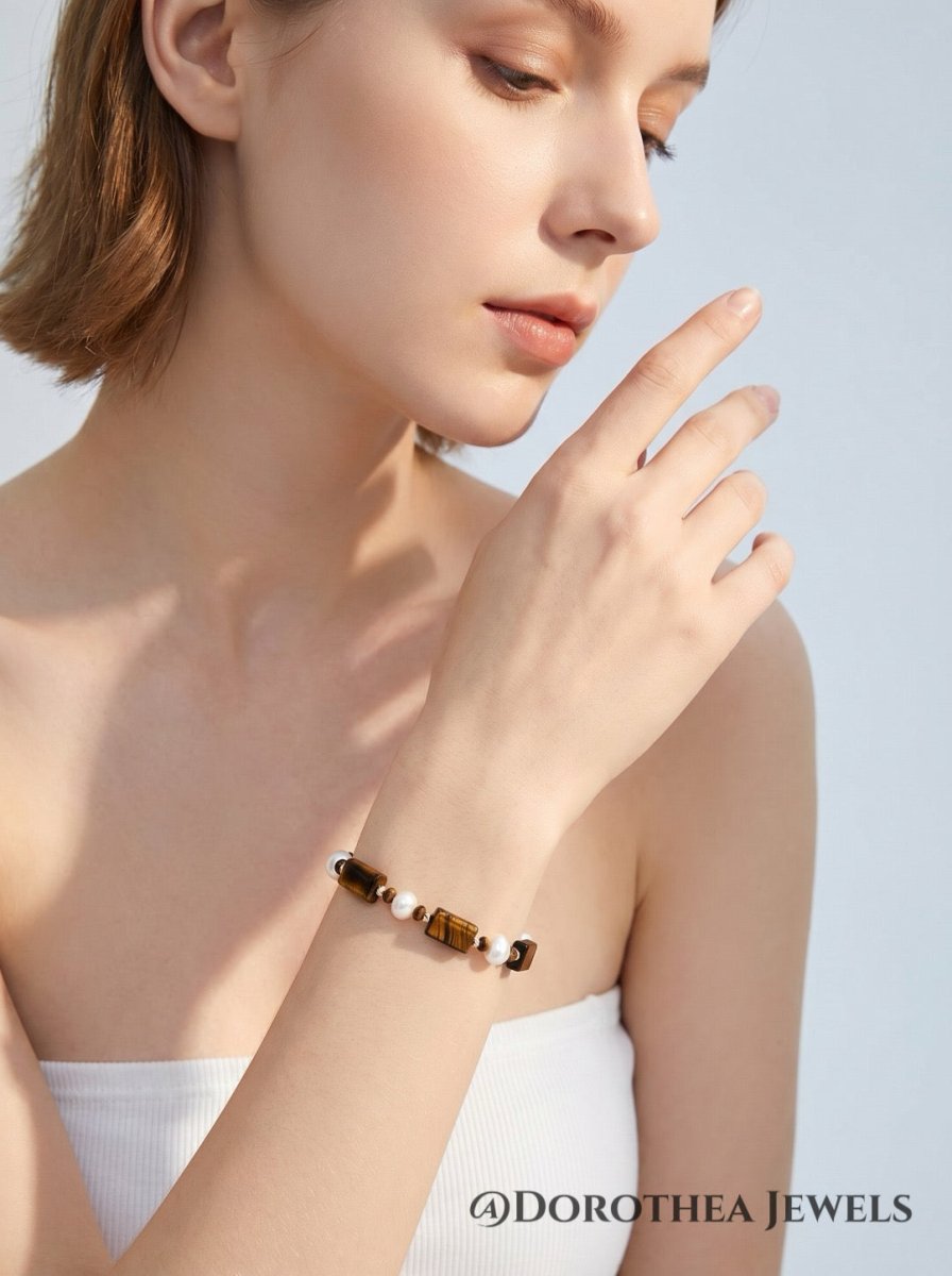 [Caramel Old Money] - Gem & Pearl Bracelet - DOROTHEA JEWELS