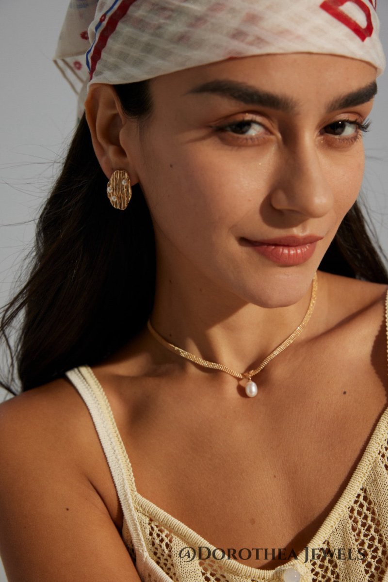 Mesh Chain Natural Pearl Drop Choker Necklace - DOROTHEA JEWELS