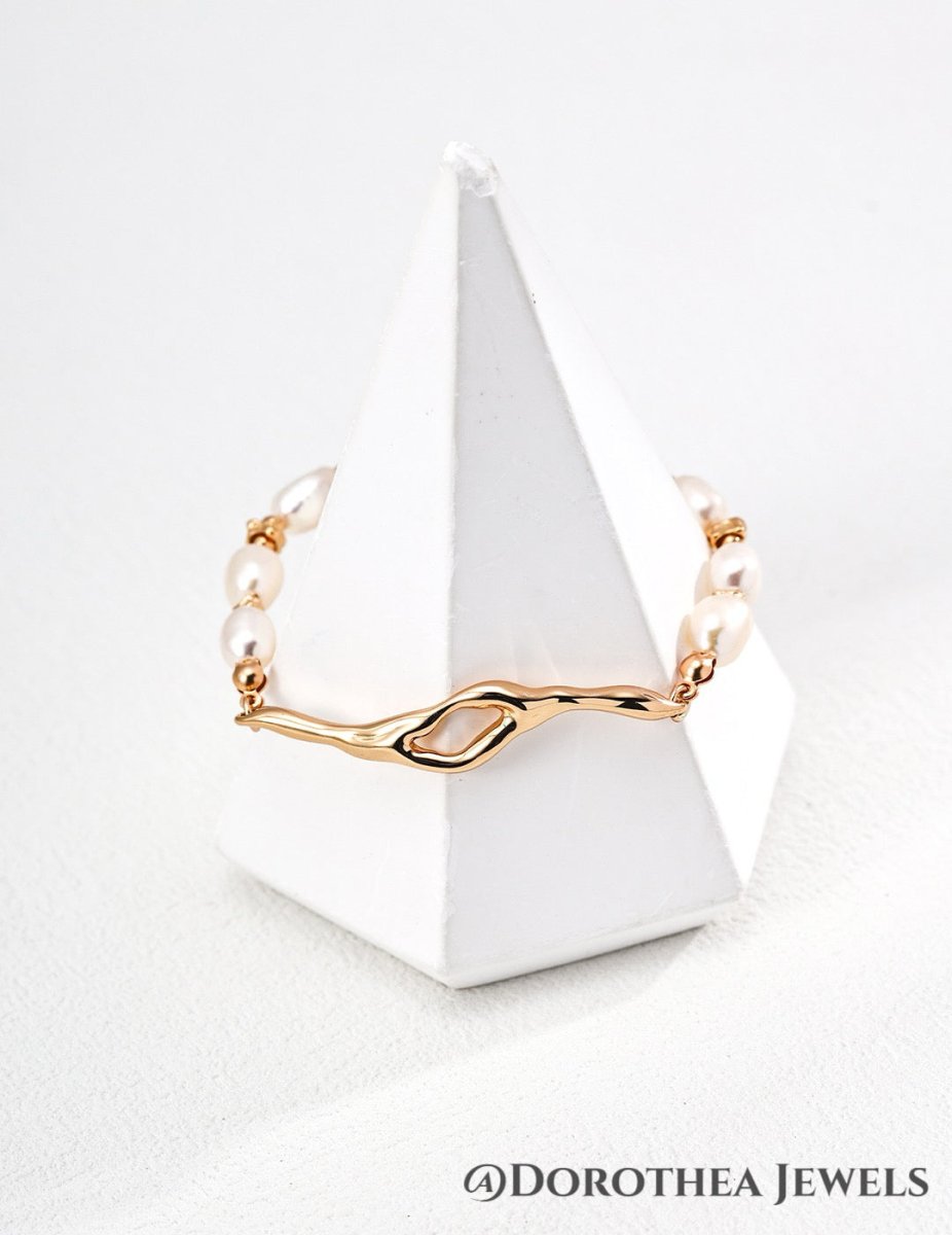 Lava Flow Pearl Bracelet - DOROTHEA JEWELS
