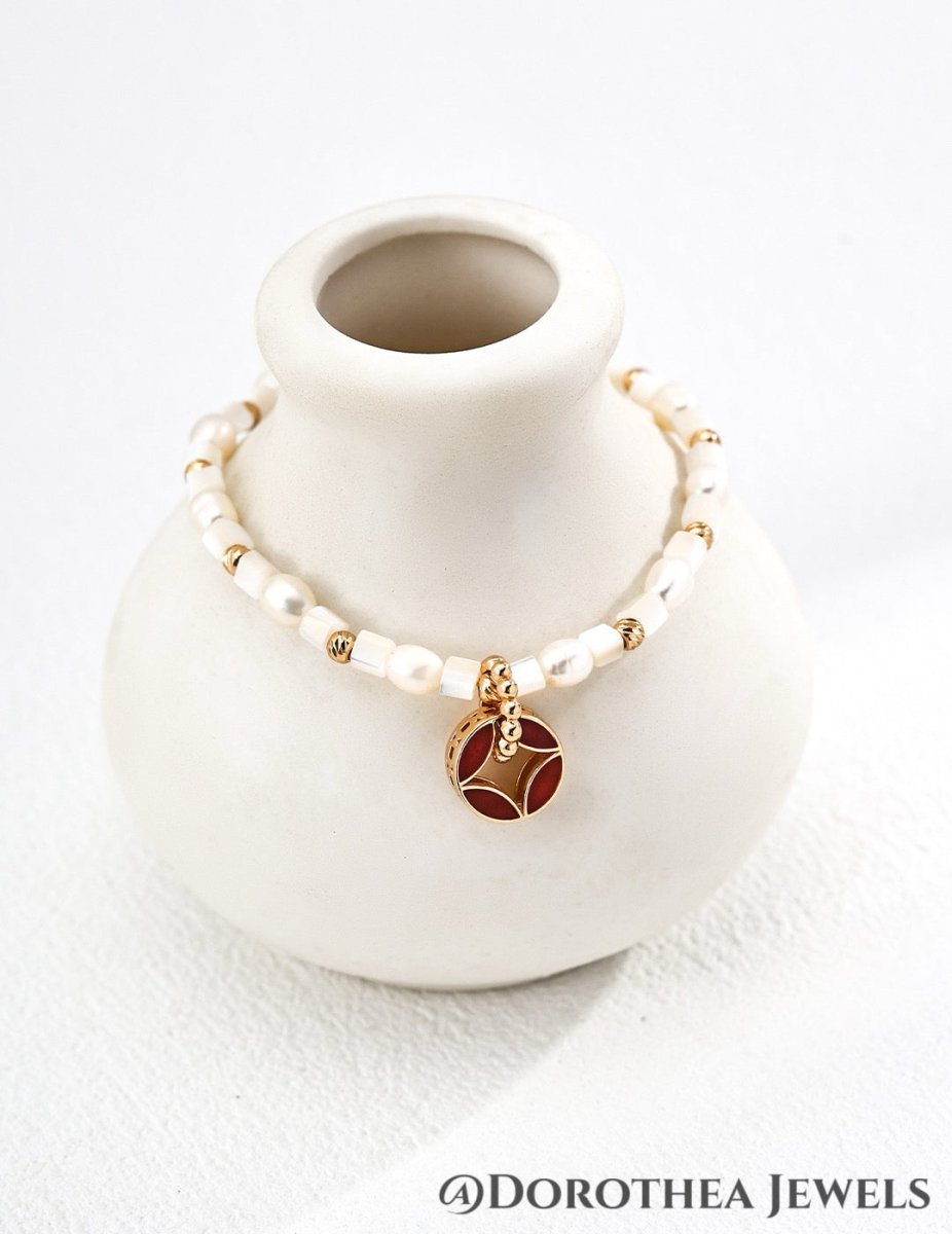 Lucky Coin Court - Style Pearl Bracelet - DOROTHEA JEWELS