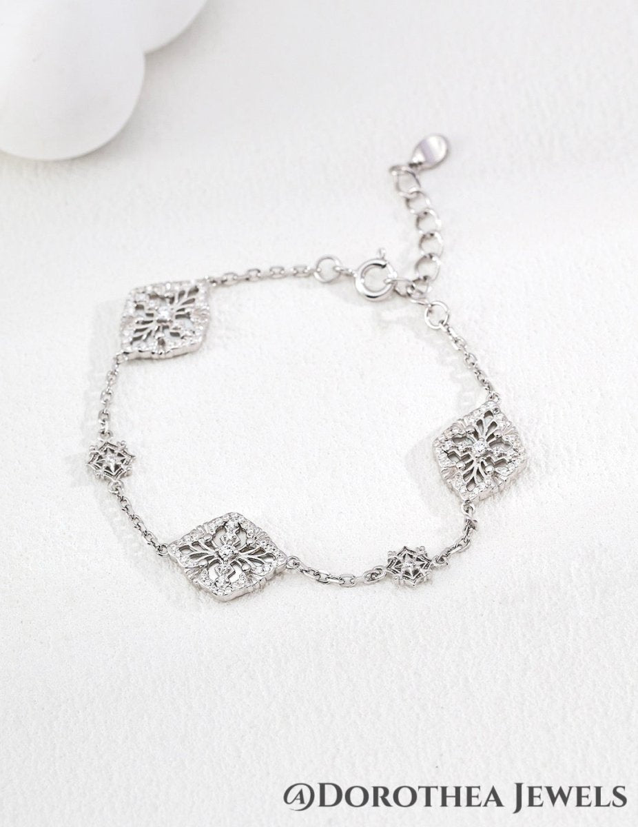 Vintage Court Starburst Bracelet - DOROTHEA JEWELS