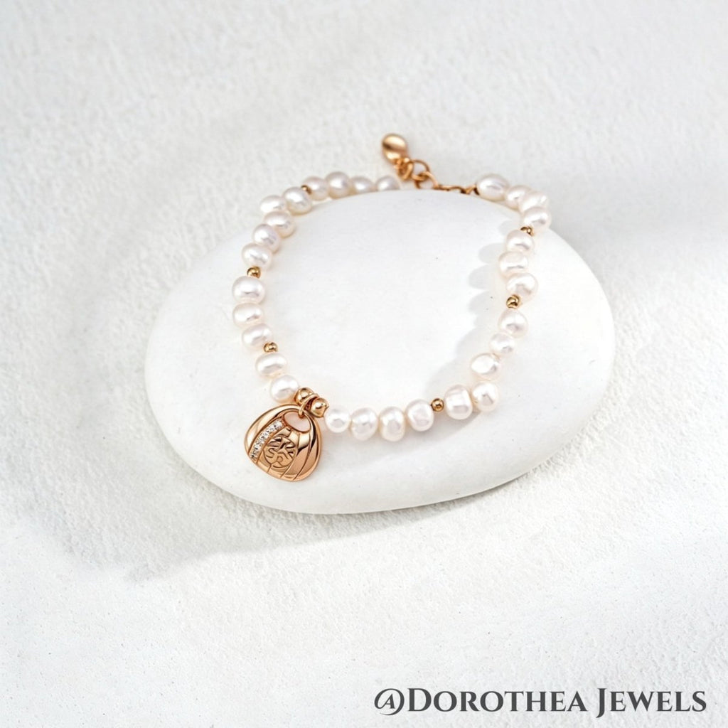 Wealth Charm Pearl Bracelet - DOROTHEA JEWELS