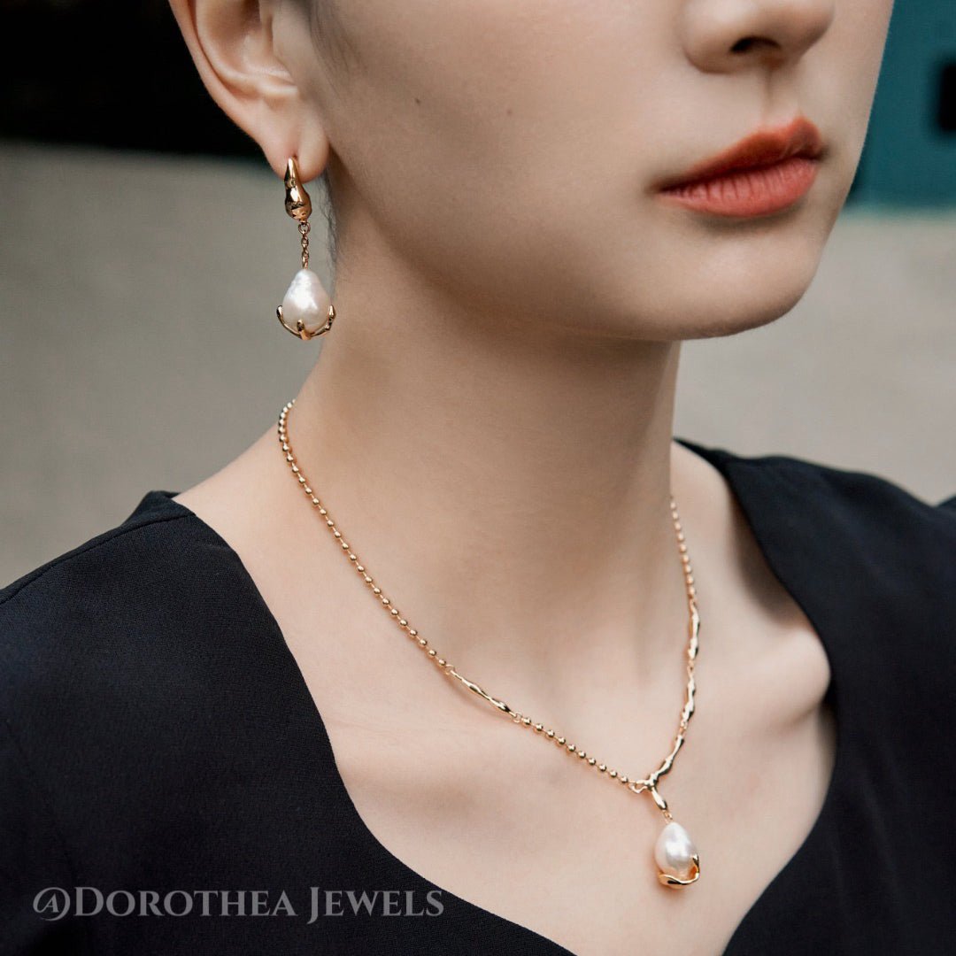 Embrace Pearl series - DOROTHEA JEWELS