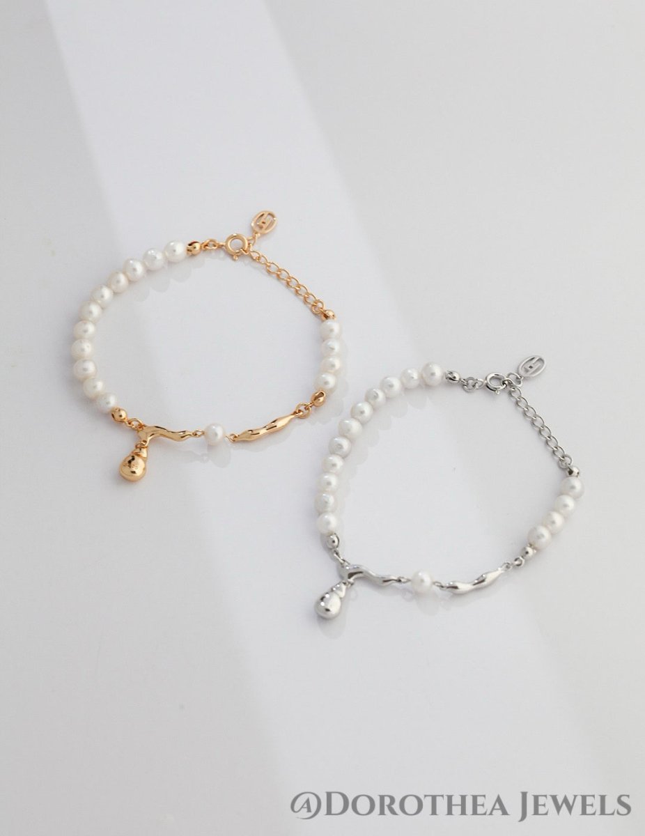 Embrace Pearl series - DOROTHEA JEWELS