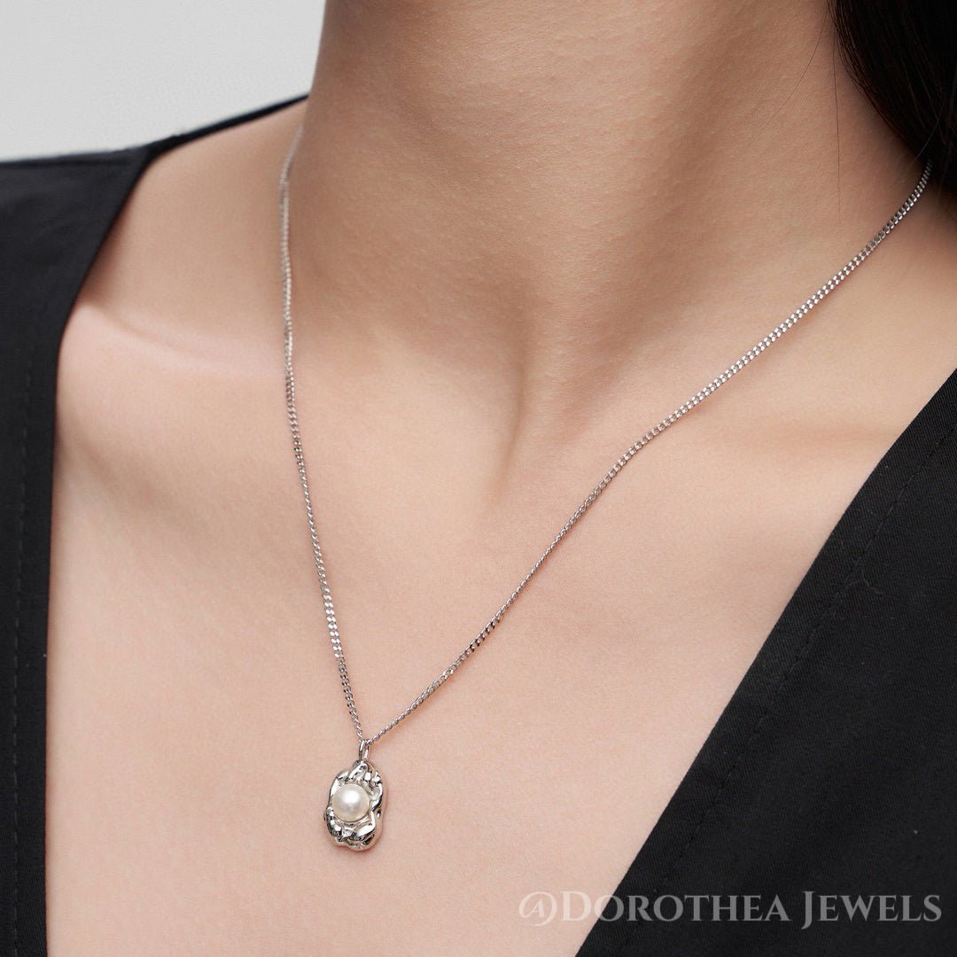 Irregular Molten Pearl Pendant Necklace - DOROTHEA JEWELS
