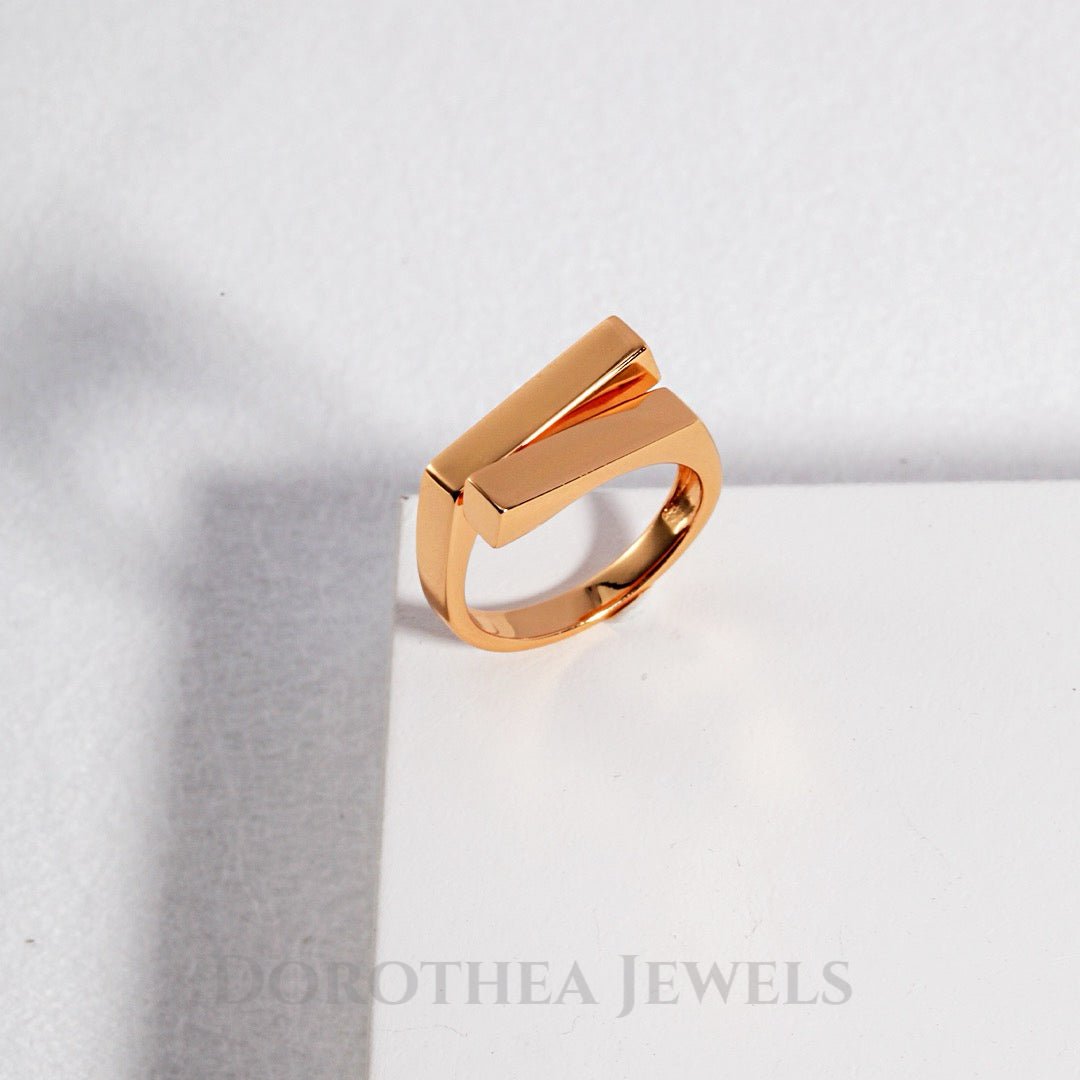S925 Silver Geometric Open Ring | Adjustable Stackable Band in Vintage Gold / White Gold - DOROTHEA JEWELS