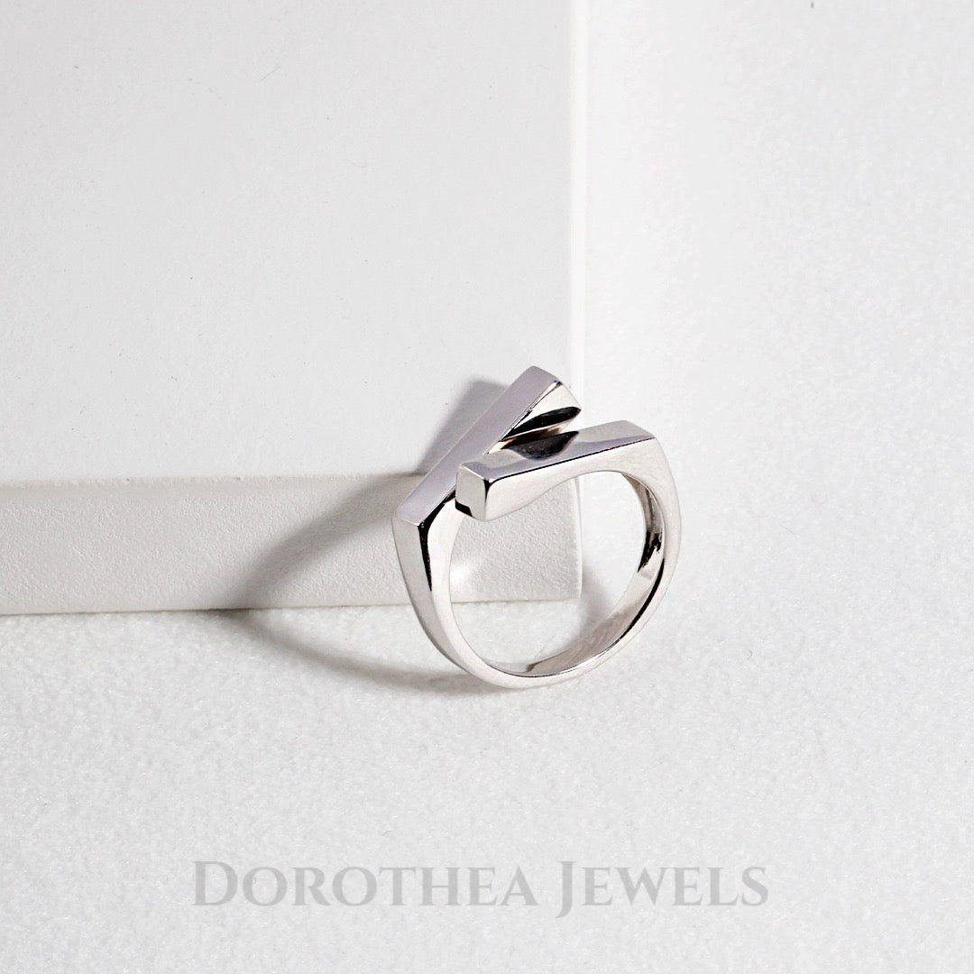 S925 Silver Geometric Open Ring | Adjustable Stackable Band in Vintage Gold / White Gold - DOROTHEA JEWELS