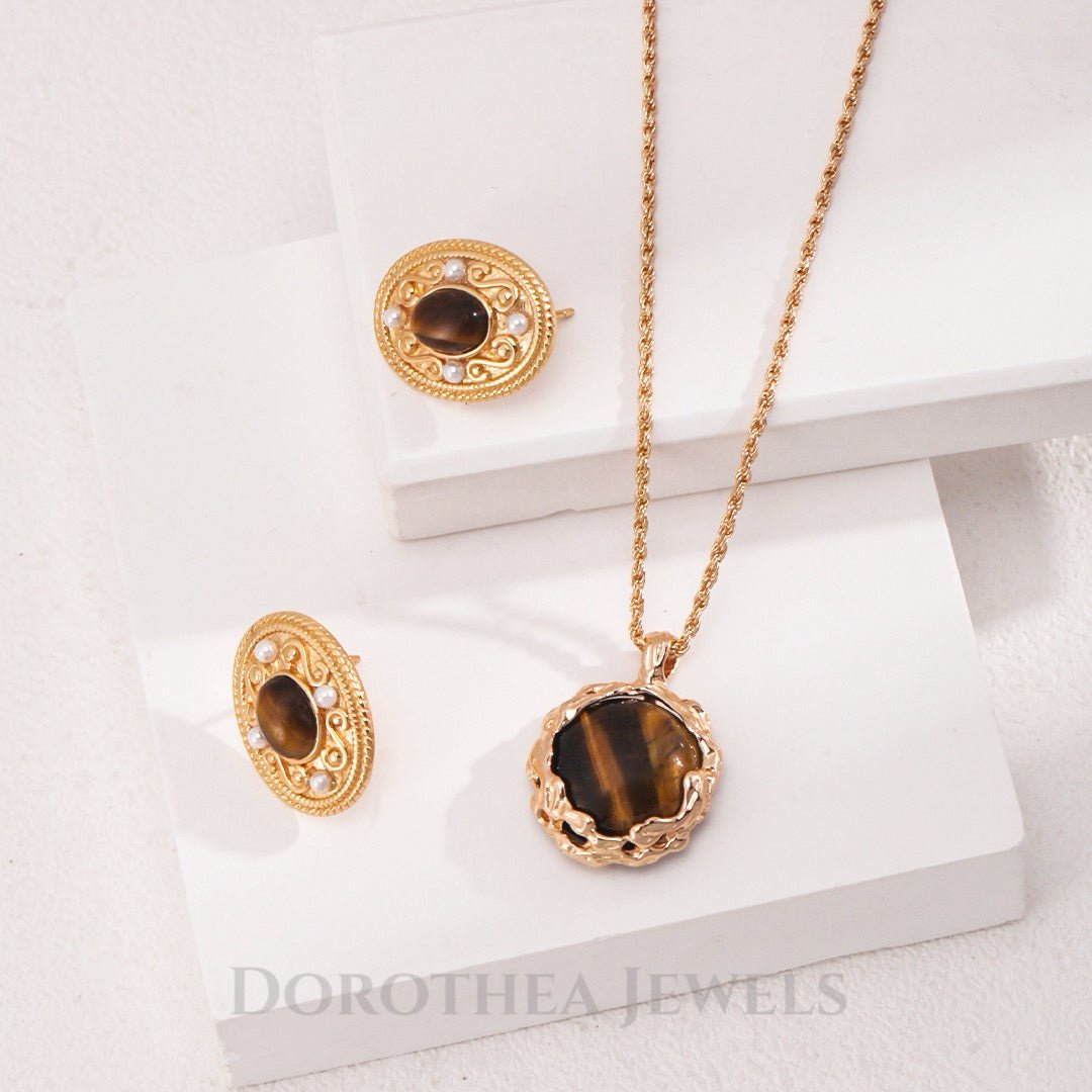 Tiger's Eye & Pearl Vintage Stud Earrings - DOROTHEA JEWELS
