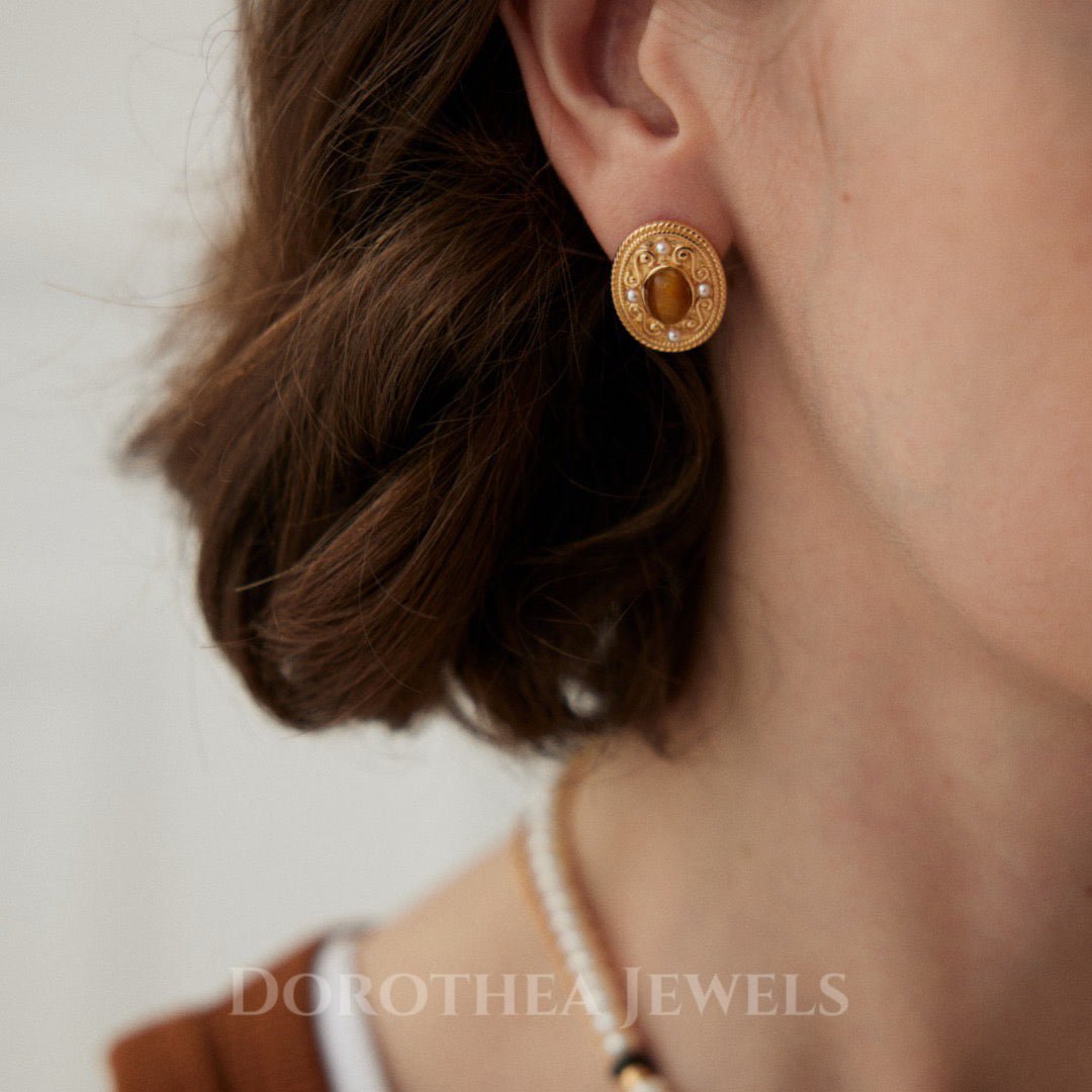 Tiger's Eye & Pearl Vintage Stud Earrings - DOROTHEA JEWELS