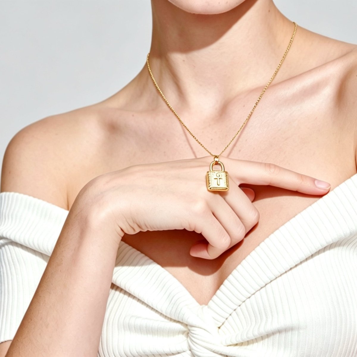 Plain Silver Necklace 【Eternal Wealth Lock】 - DOROTHEA JEWELS