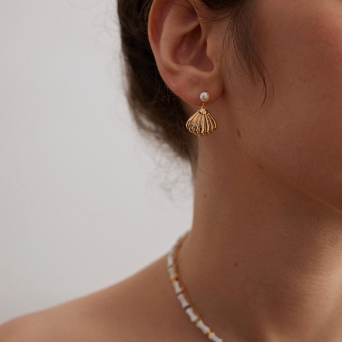 S925 Silver Seashell Pearl Jewelry Set, Necklace & Earrings - DOROTHEA JEWELS