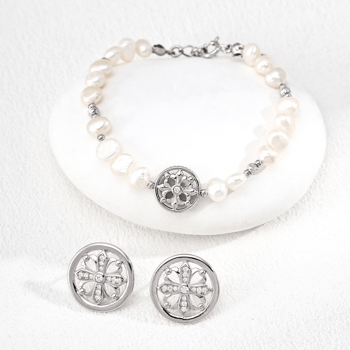 Cross Fleury Natural Pearl Jewelry Set - DOROTHEA JEWELS