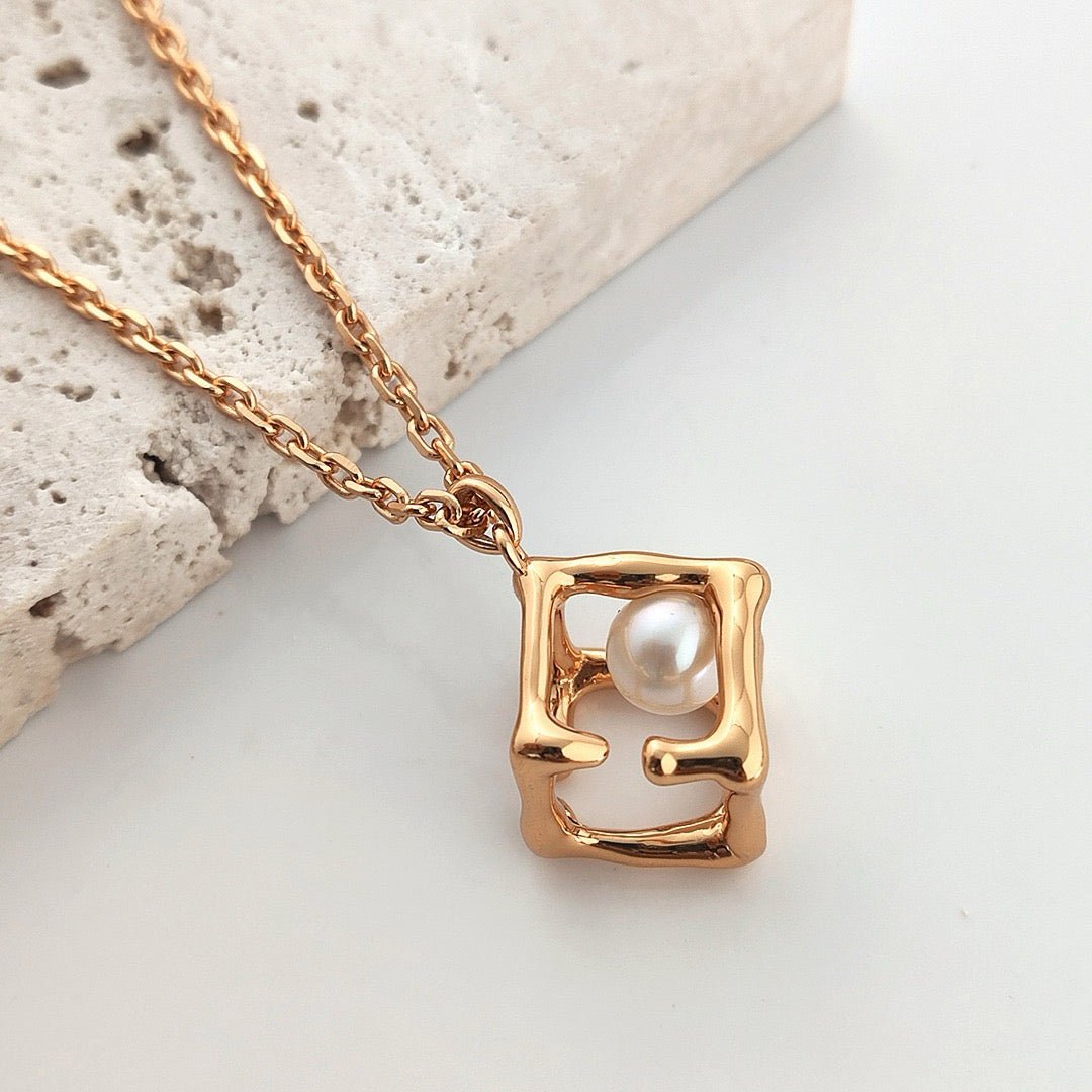 3D Geometric Cube Natural Pearl Pendant Necklace - DOROTHEA JEWELS
