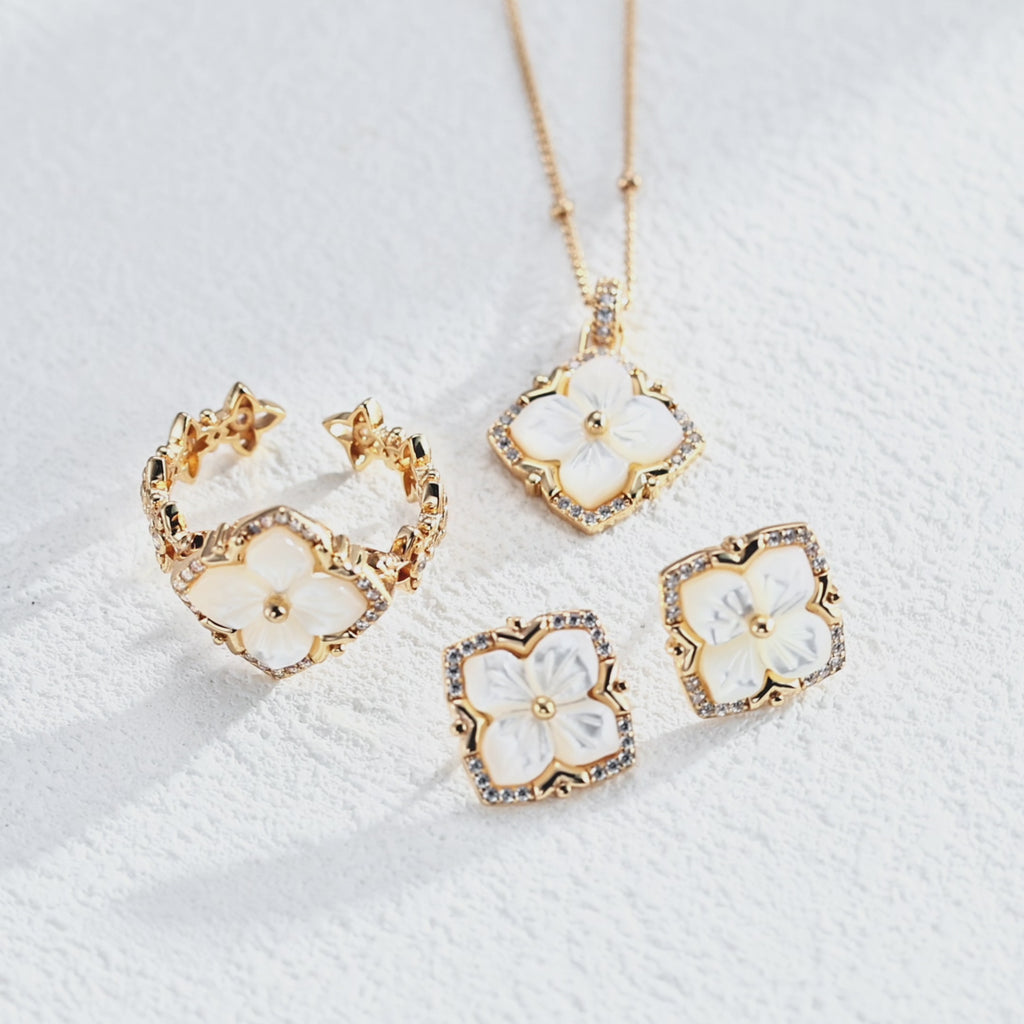 【Dorothea】Royal-style Four-Leaf Clover S925 Silver Jewelry Set